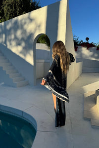 Drifters Mantra Kimono