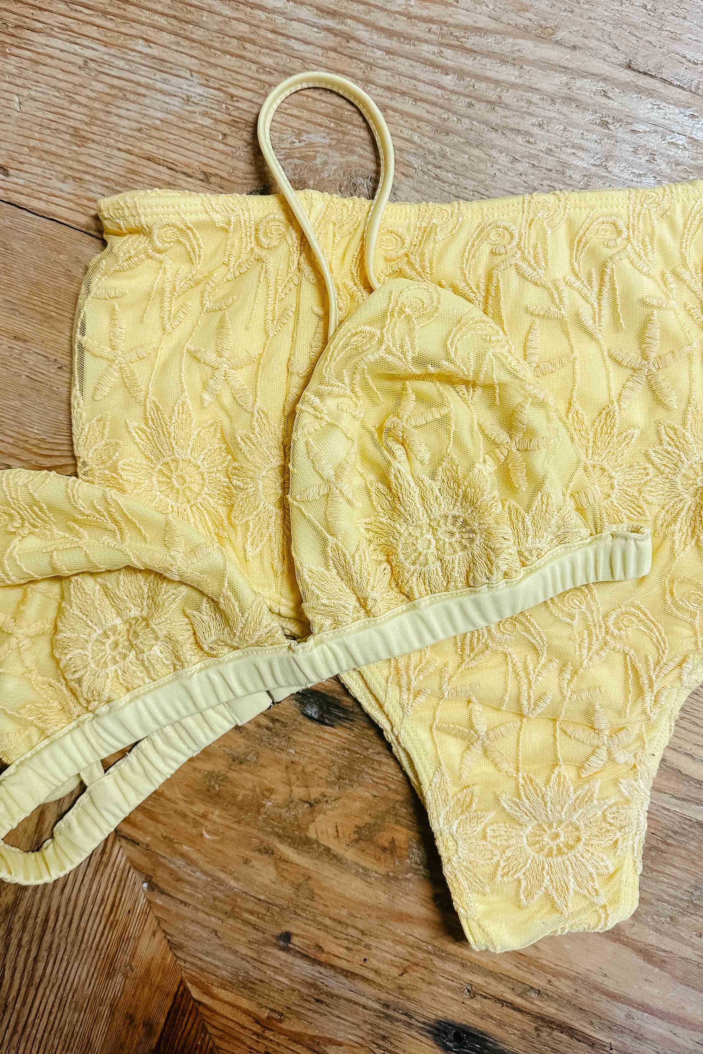 Daisychain Cheeky Brief – Jen's Pirate Booty