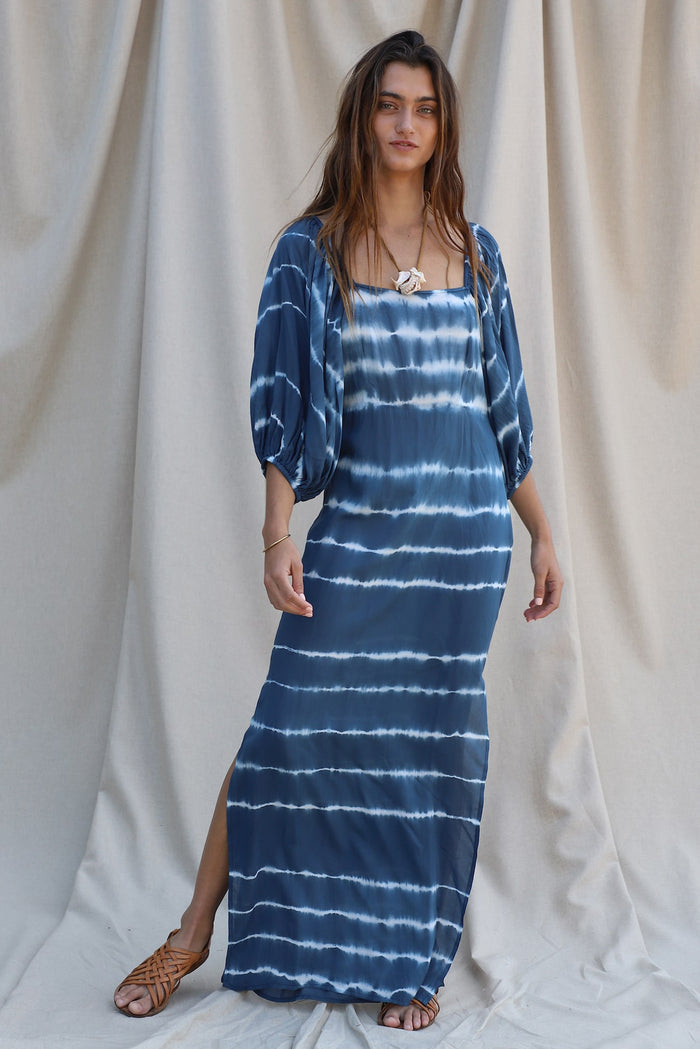 billowing maxi dress 18 Billowing Dresses You'll Love For Summer